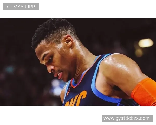 拉塞尔威斯布鲁克的篮球传奇之路与个人成长故事解析