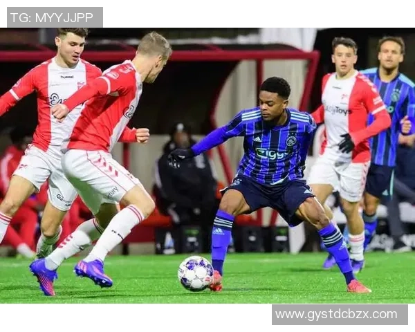 精英队与阿贾青年队比赛前瞻分析及胜负预测展望